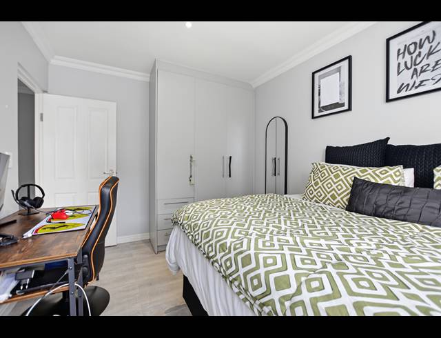 3 BEDROOM FREESTANDING FOR SALE IN SANDOWN